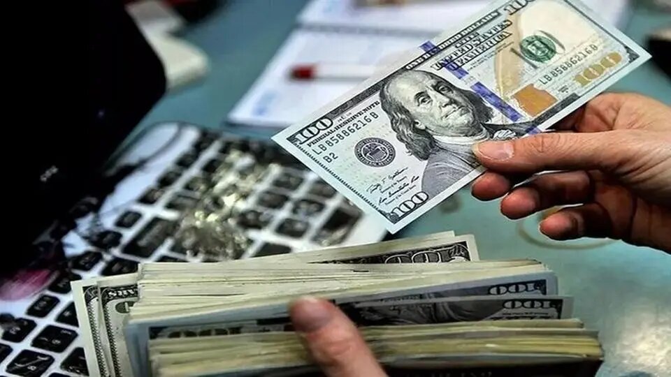 قیمت دلار، یورو و انواع ارزها امروز ۱۵ مهر ۱۴۰۵ در زمان بازگشایی بازار| یورو چند قیمت خورد؟ + جدول