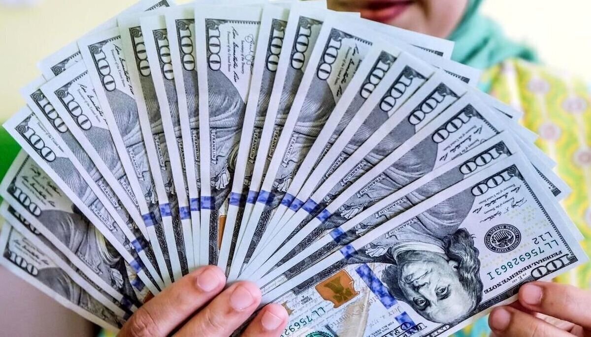 قیمت دلار، یورو و انواع ارزها امروز ۱۸ مهر ۱۴۰۵| دلار به کانال ۲۶۴ هزار تومان بازگشت + جدول